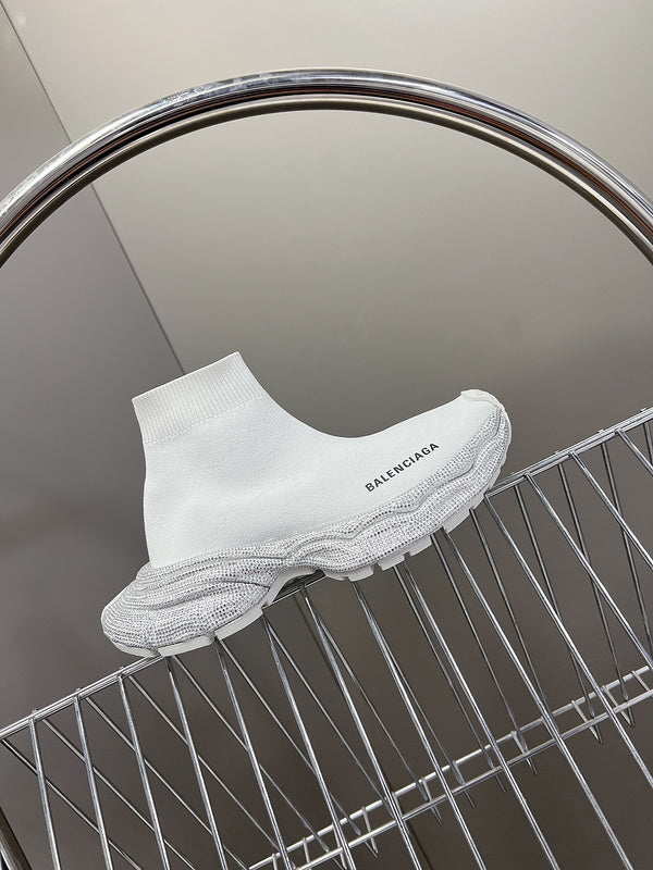 Balenciaga shoes Style 044 - top view showing design