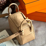  satchel close-up of hardware and finish 11