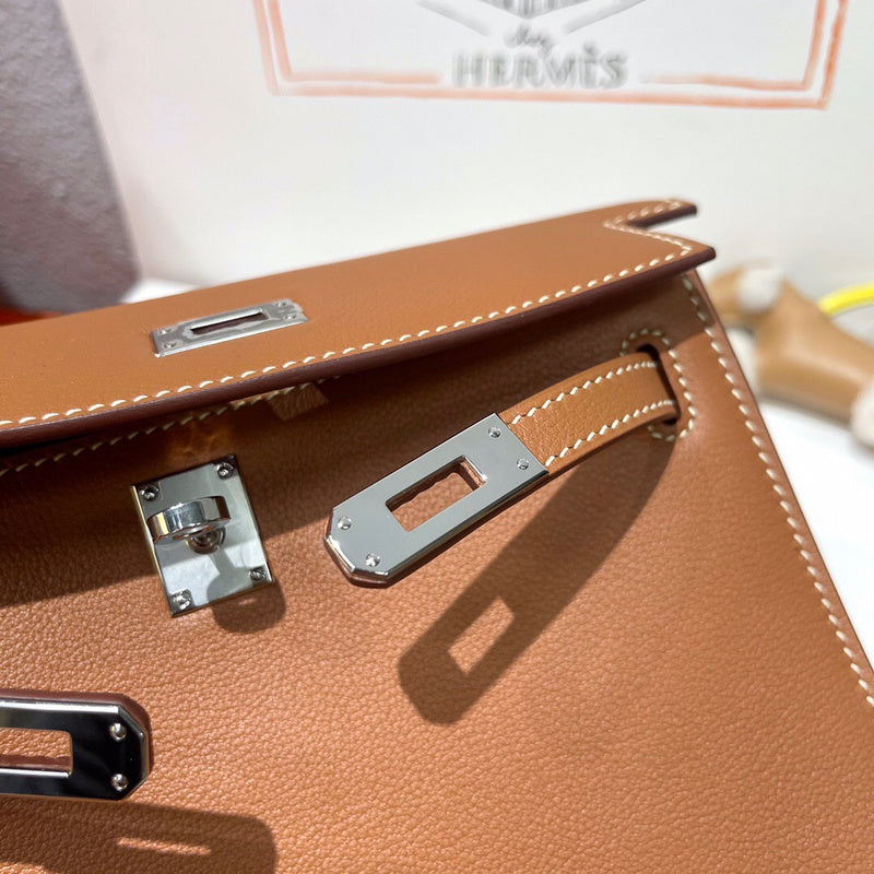 Structured handbag styled for everyday wear
