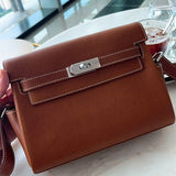  sophisticated shopper bag detail view showing craftsmanship