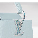  everyday bag close-up of hardware and finish