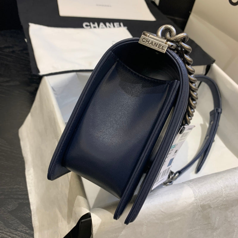  handbag, mid everyday style, image 3