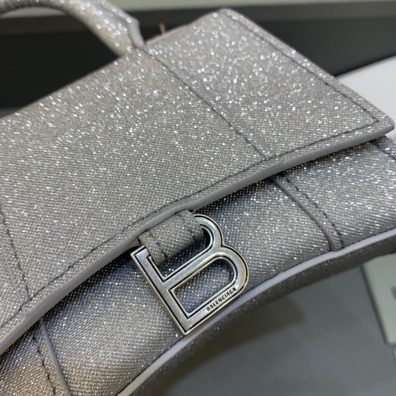 Effortless Faux Leather Handbag - Statement Silhouette | Women's Everyday Carry Handbag #486 - interior view (image 6) of designer-inspired handbag