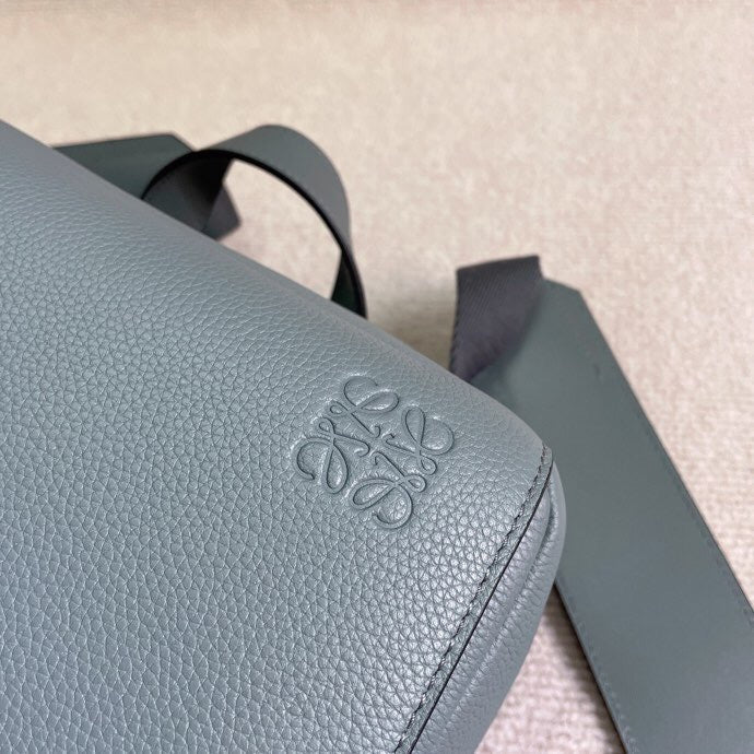 Ziva's Charm handbag – interior view (28cm*39cm*12cm)