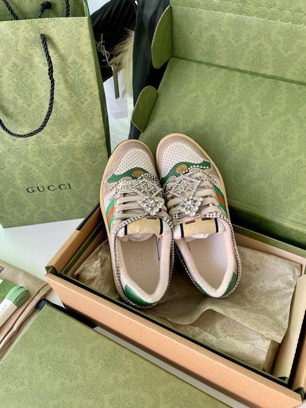 Gucci classic monochrome luxury sneakers view 4 retro runner design