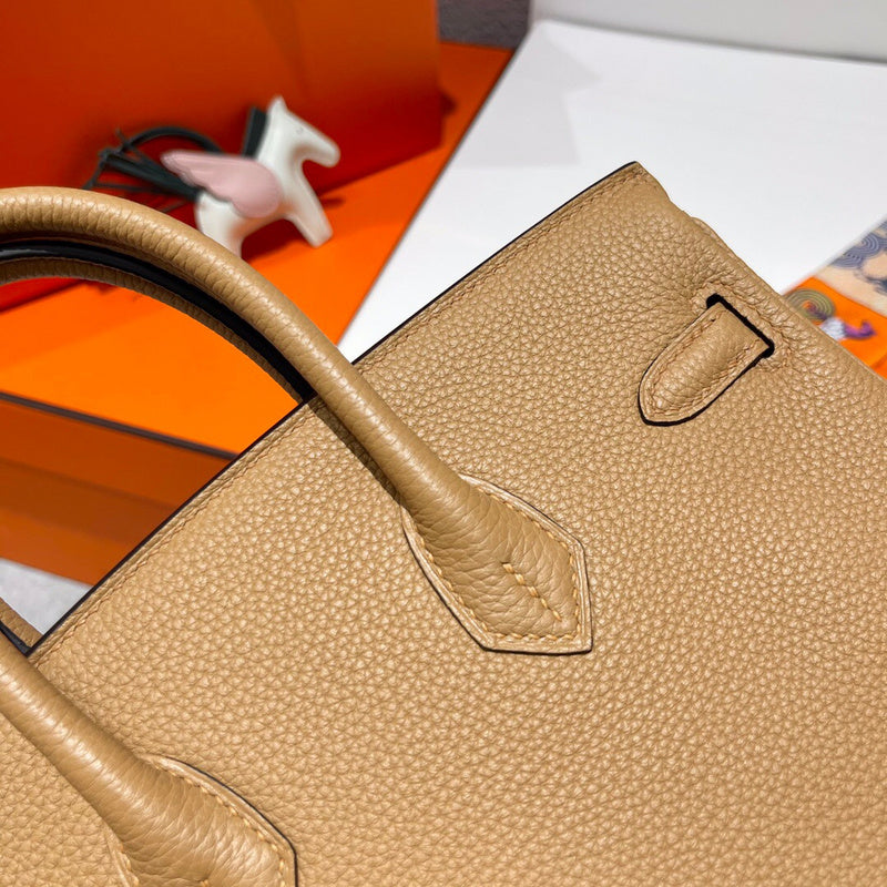 Chic bag shown from front angle