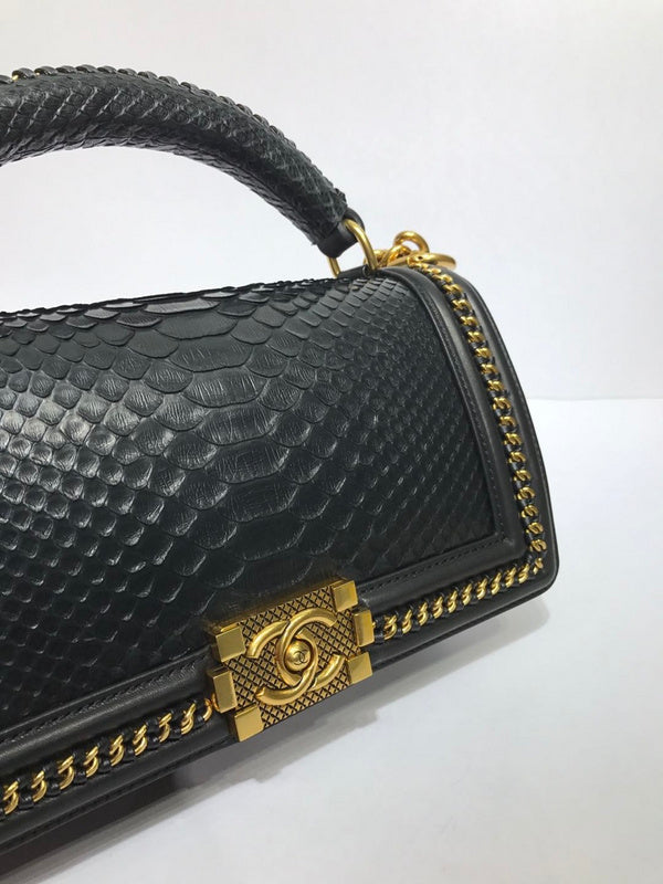  women's handbag, mid design, view 10