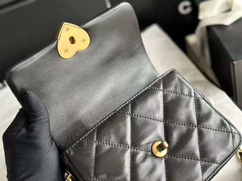 Zivas Charm Signature Style Luxury Handbag (Thoughtfully Structured Design) – Close-Up Detail