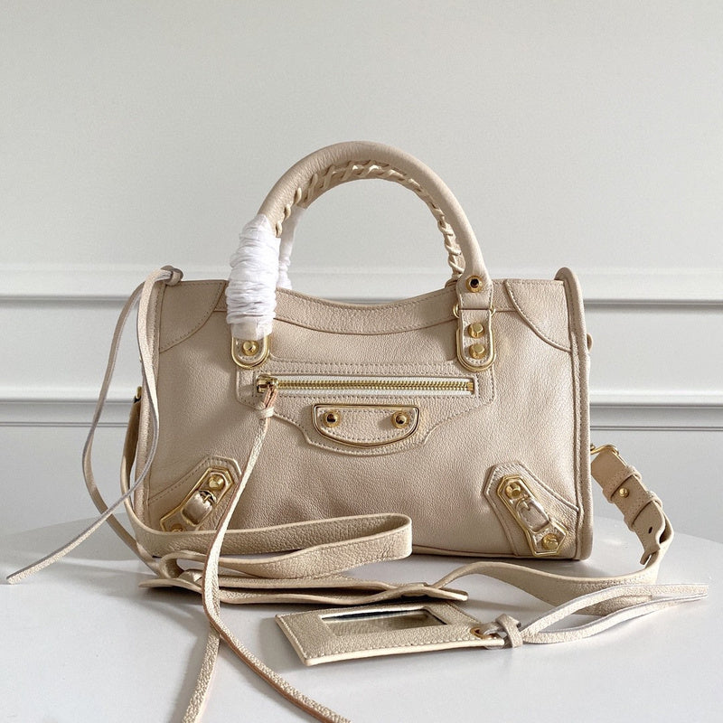 Zivas Charm Sleek Silhouette Statement Handbag (Premium Everyday Carry) – Angled View