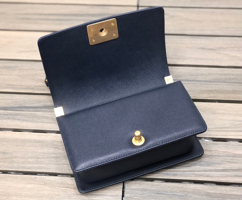  handbag, mid everyday style, image 5