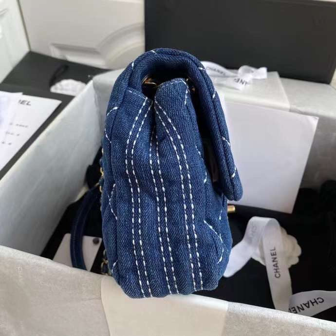  women's handbag, mid design, view 5