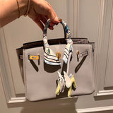  everyday bag interior and compartment view 15