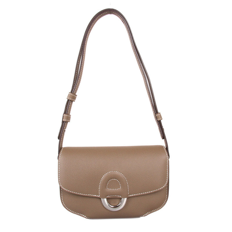  sophisticated structured bag styled with outfit 12