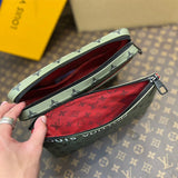  shopper bag interior and compartment view 9