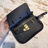  contemporary shopper bag styled with outfit