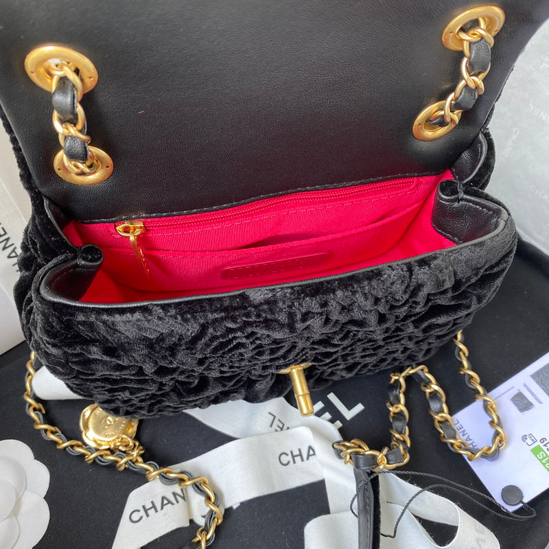  women's handbag, mid design, view 6