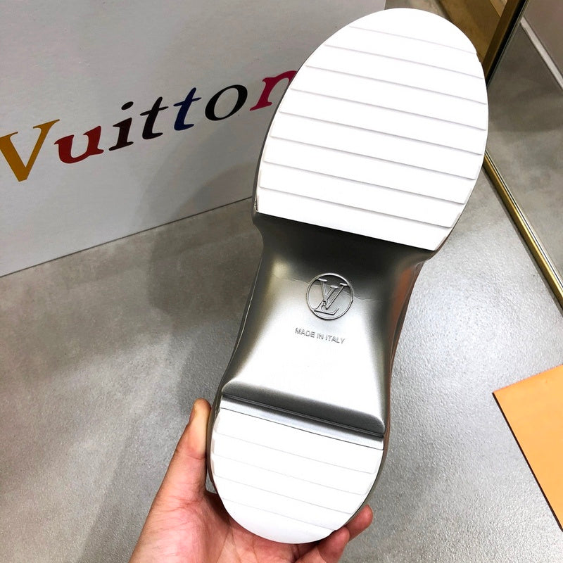 Louis Vuitton shoes Style 299 - sole and craftsmanship detail