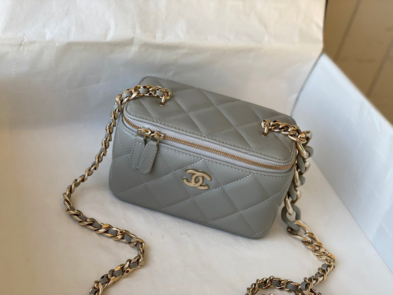  handbag, mid everyday style, image 10
