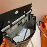  shopper bag interior and compartment view 9