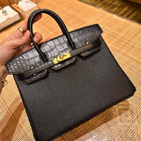  Smart top-handle bag front view 7