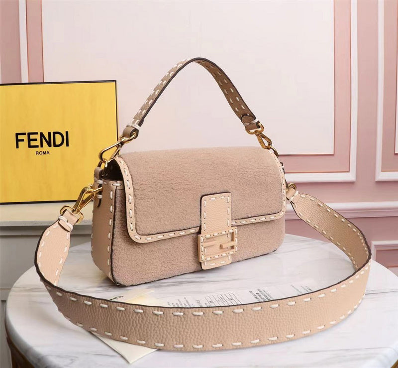 Ziva's Charm handbag – product shot (Standard Size)