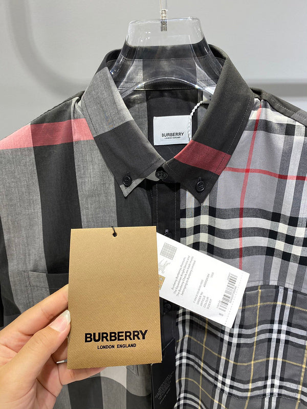 Full silhouette view of Burberry luxury piece style No.018