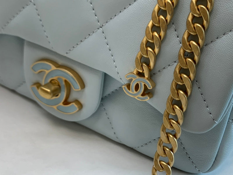  women's handbag, mid design, view 7