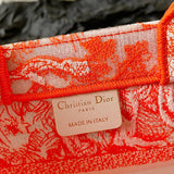 Back view of classic statement women's handbag – women's premium purse