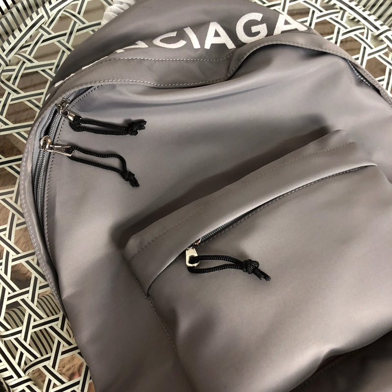 Styled lifestyle shot of signature everyday-luxe women's handbag – women's statement bag