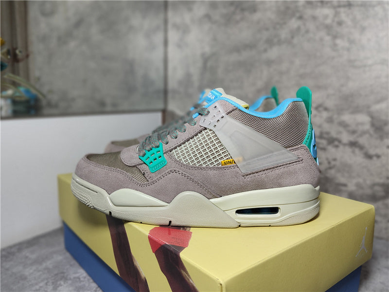 Side profile of Nike clean off-white sneakers classic court silhouette
