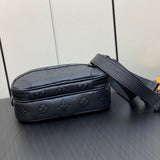  structured bag interior and compartment view 9