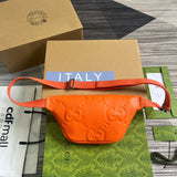 Front view of classic modern women's handbag – women's luxury handbag