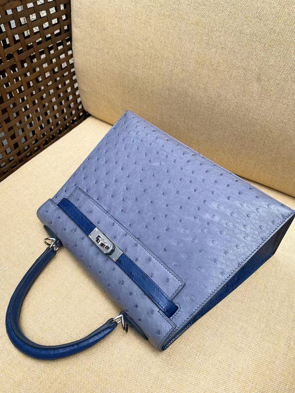 Interior view of effortless premium bag