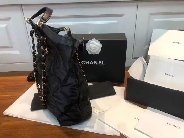  women's handbag, versatile design, view 4