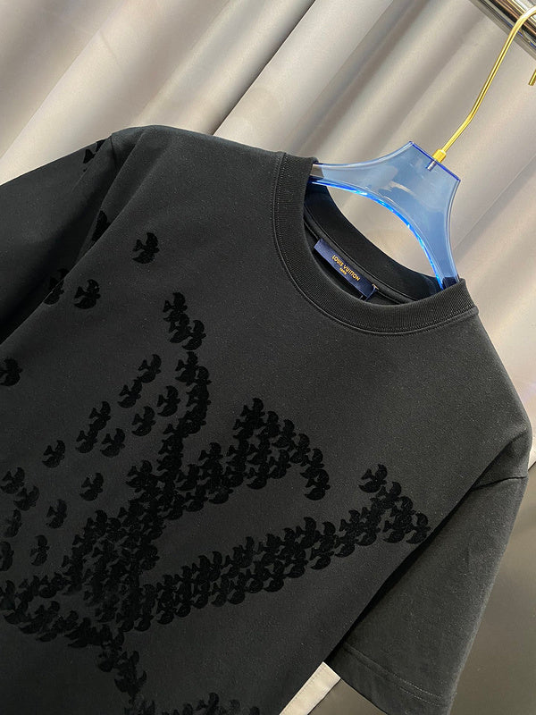 Full styled look of Louis Vuitton cotton t-shirt with signature branding