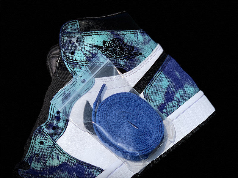 Nike Men's & Women's Designer Low-Top Shoes — Style 017 side view