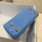Close-up detail of everyday-luxe elevated women's handbag – women's everyday handbag