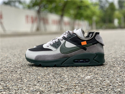 Nike Men's & Women's Premium Designer Sneakers — Style 082 hardware detail