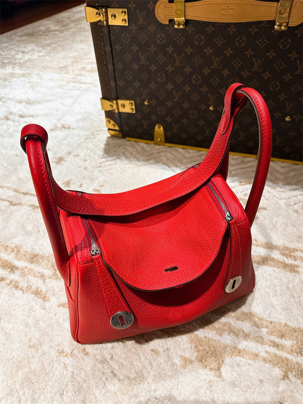 Interior view of everyday-ready premium bag
