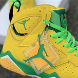 Nike Men's & Women's Designer Lifestyle Shoes — Style 032 close-up view