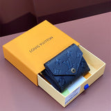  Modern structured bag front view