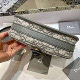 Handle and strap detail of classic sleek women's handbag – women's luxury handbag