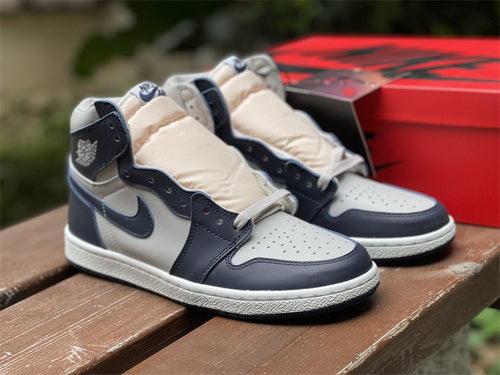 Nike Men's & Women's Signature Luxury Sneakers — Style 216 hardware detail