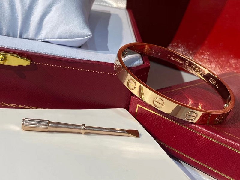 Angled view of Cartier unisex jewelry piece
