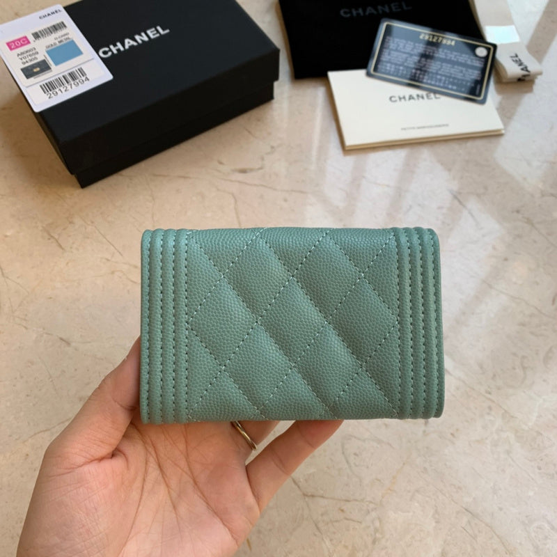 Zivas Charm Chic Craftsmanship Everyday Handbag (Thoughtfully Structured Design) – Angled View