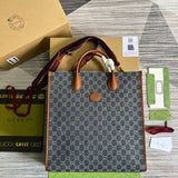 Front view of chic classic women's handbag – women's everyday handbag
