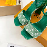 Louis Vuitton shoes Style 386 - sole and craftsmanship detail (alternate angle)