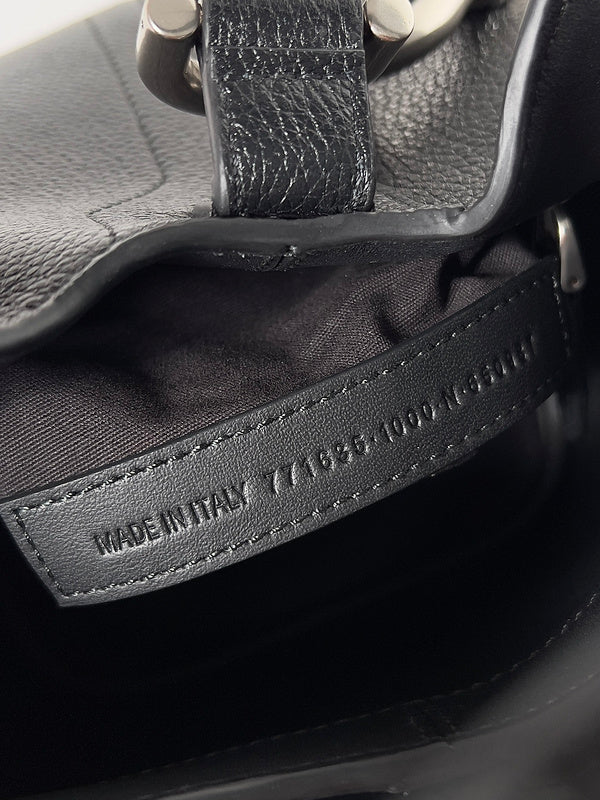 Zivas Charm Versatile Design Statement Handbag (Signature Shape & Finish) – Interior View