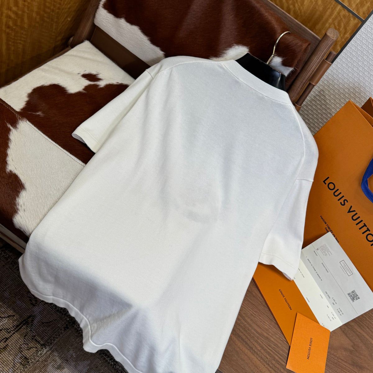 Louis Vuitton T-Shirts? Louis Vuitton Lou T-shirt Premium Designer Cotton T-Shirt