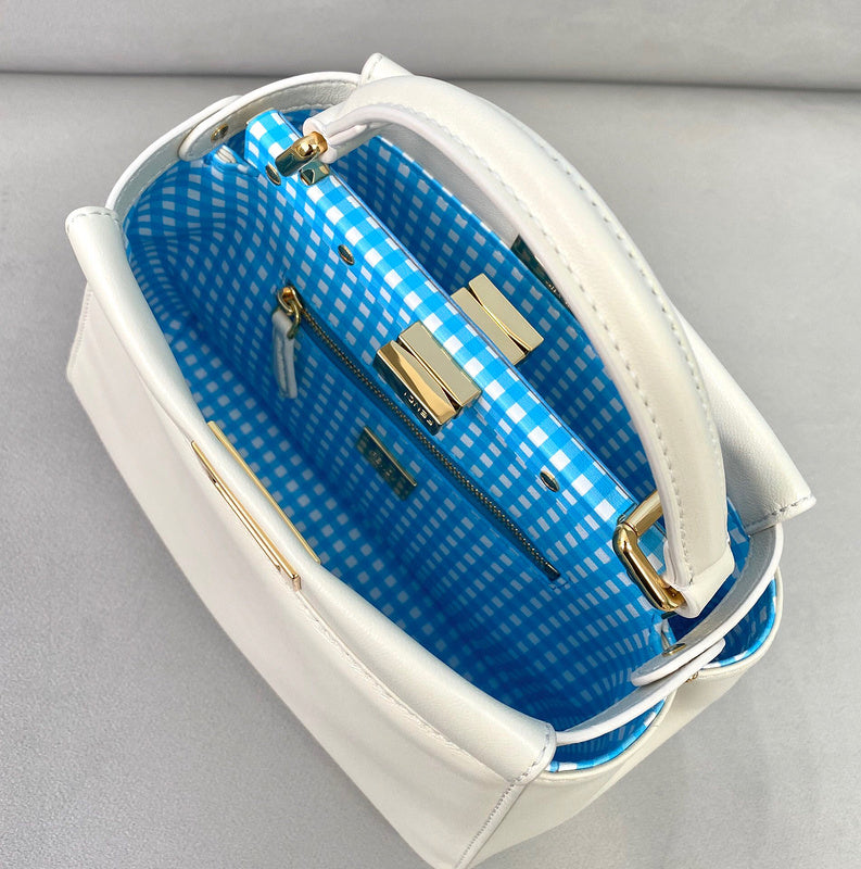 Ziva's Charm handbag – close-up view (27cm*7cm*18cm)